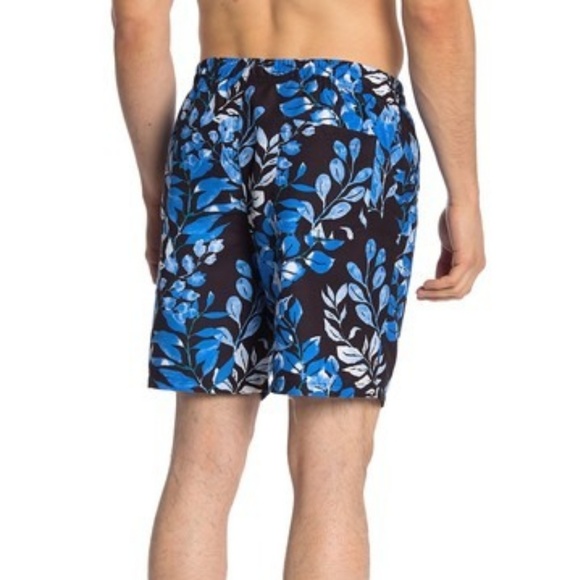 New w/Tags Kennington Men's Floral Wave Swim Trunks - XL - Picture 3 of 3